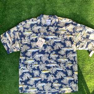 New Guy Harvey Blue Water Wear Tuna Hibiscus Button-Up Shirt, Men's XL